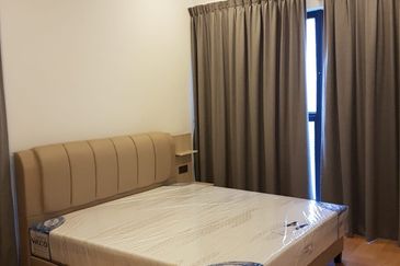 Baypoint @ Country Garden Danga Bay