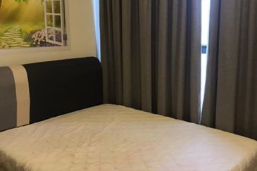 Baypoint @ Country Garden Danga Bay