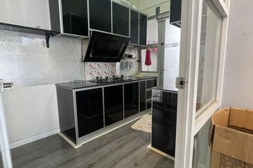 Midas Perling Apartment