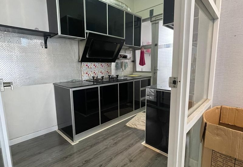 Midas Perling Apartment