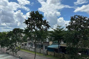 D Rich Executive Suites