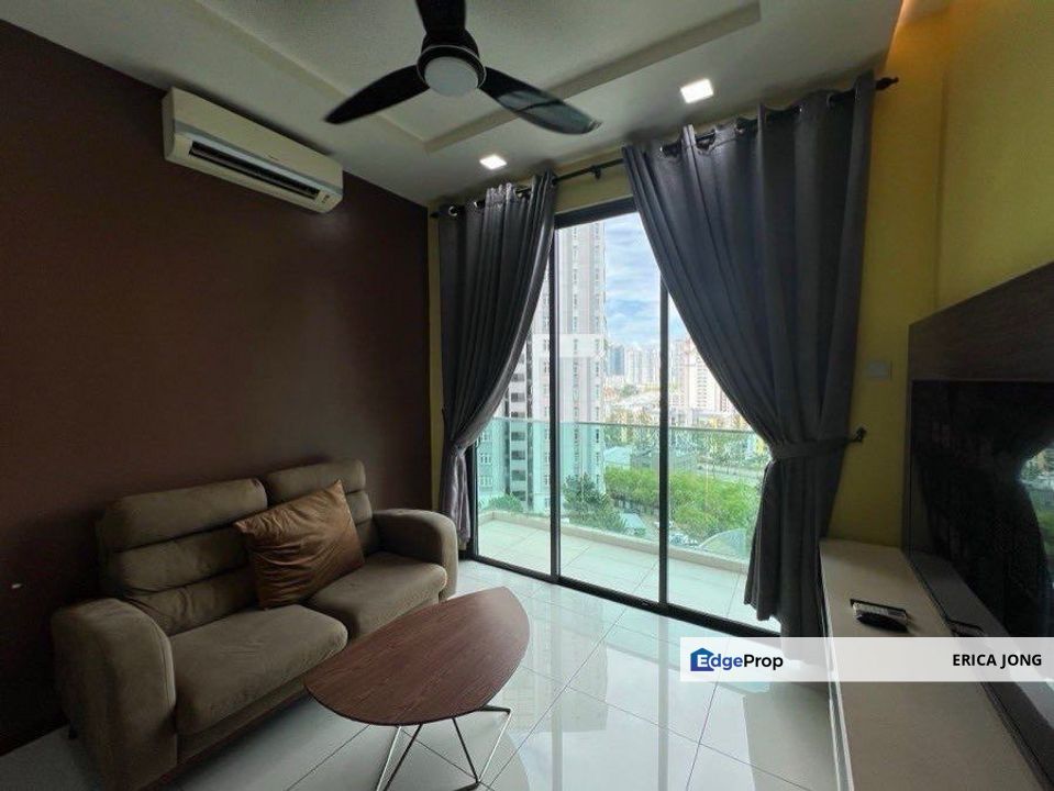 Crescent Bay Suites Taman bayu puteri Permas, Johor, Johor Bahru