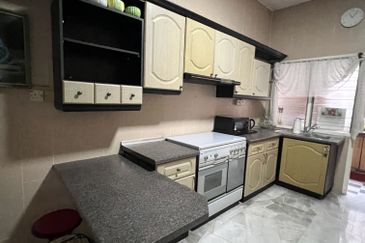 SL 2, Bandar Sungai Long