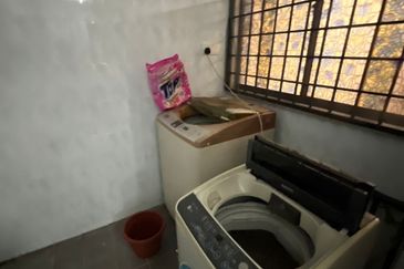 SL 2, Bandar Sungai Long