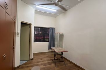 SL 2, Bandar Sungai Long