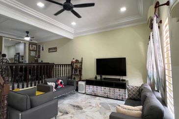 SL7, Bandar Sungai Long