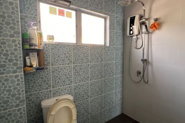 SL7, Bandar Sungai Long