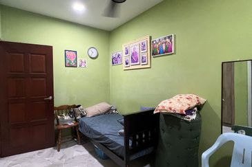 SL7, Bandar Sungai Long