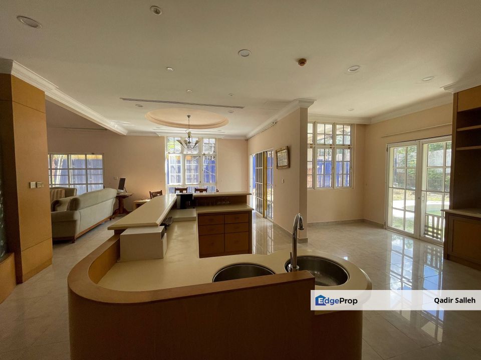 LUXURY BUNGALOW  Perdana Lakeview East, Cyberjaya, Selangor, Cyberjaya