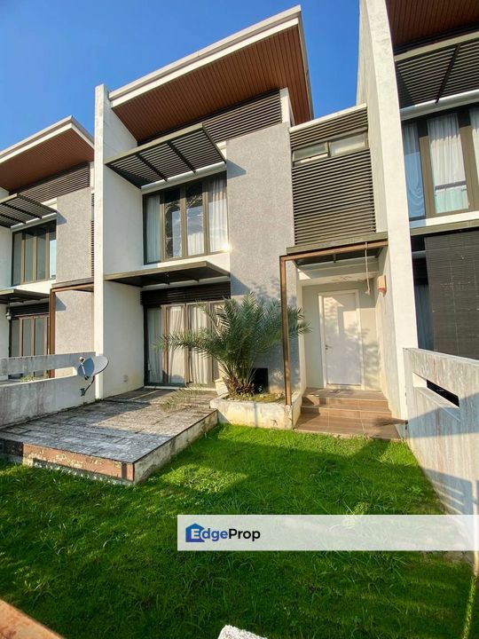 Mozart @ Symphony Hills, Cyberjaya 3 Storey Link House, Selangor, Cyberjaya