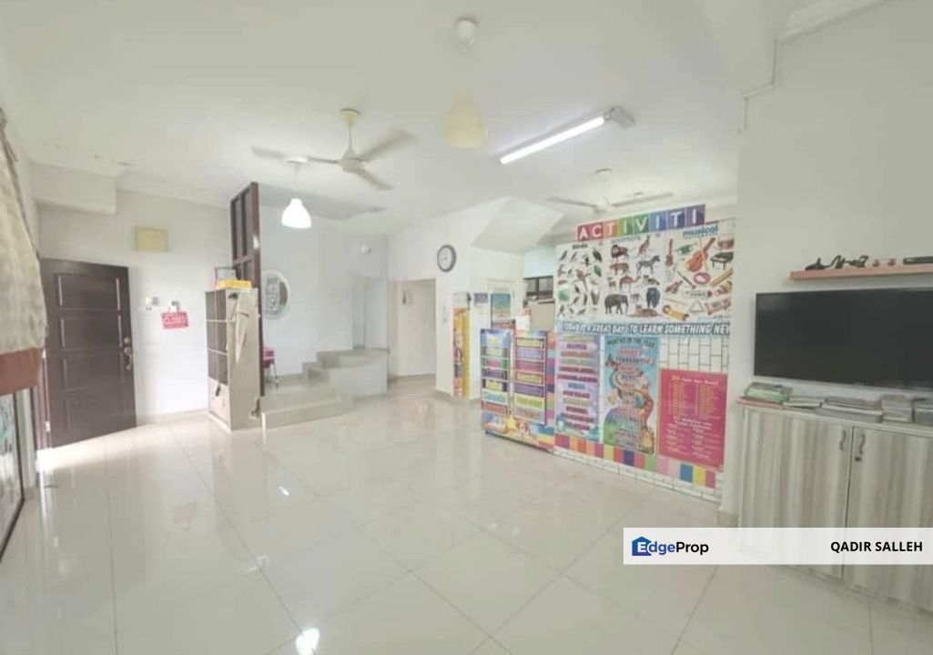 Aster Seksyen 4 Tambahan Bandar Baru Bangi End Lot with LAND 🔥, Selangor, Bangi