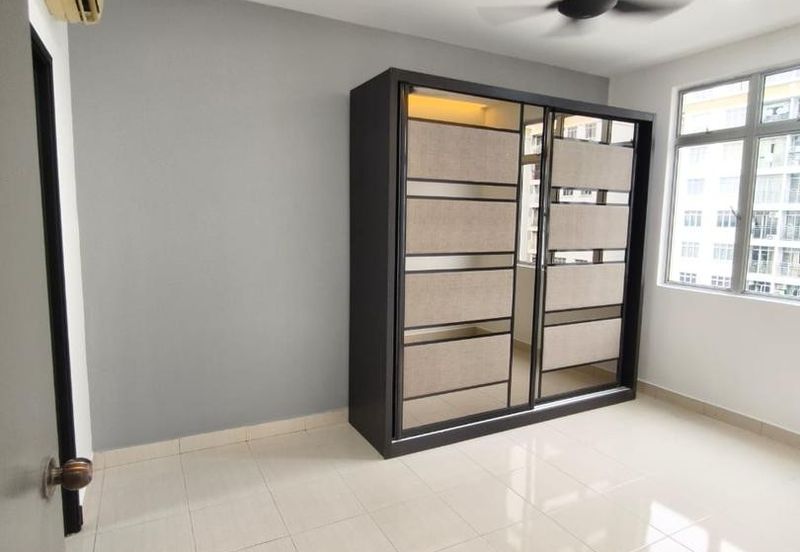 Sri Kenari Apartment