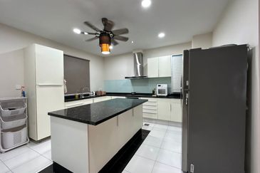 Jalan Setia Tropika 11/4