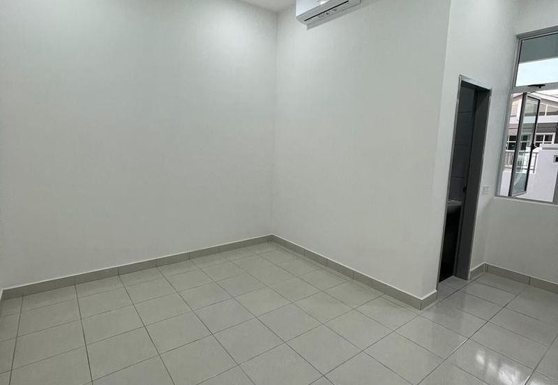 Bandar Putra Kulai (Piccolo 2)