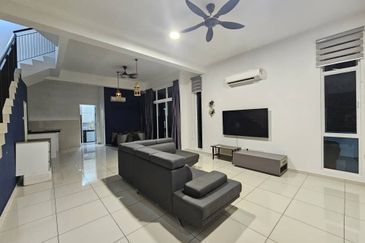 Nusa Sentral Spring Meadow