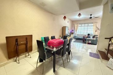 Jalan Mutiara Emas 9/2