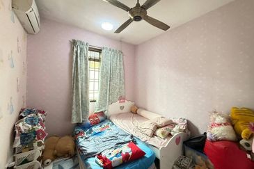 Jalan Mutiara Emas 9/2