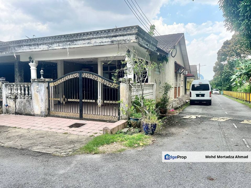 ENDLOT SINGLE STOREY, TAMAN JASA UTAMA, BATU CAVES, Selangor, Batu Caves 