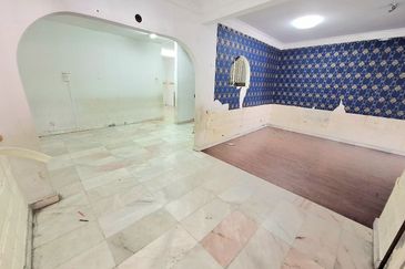 Jalan Kemudi Satu 19/38A 