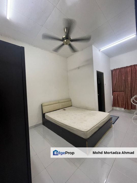 SINGLE STOREY JALAN KEBUN NENAS BANDAR PUTERA 2 KLANG, Selangor, Klang