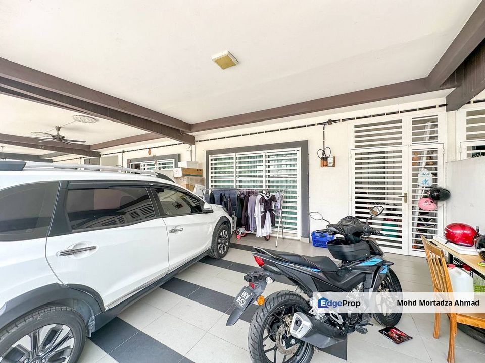 DOUBLE STOREY FREEHOLD TERRACE TAMAN EMAS, DENGKIL, Selangor, Sepang