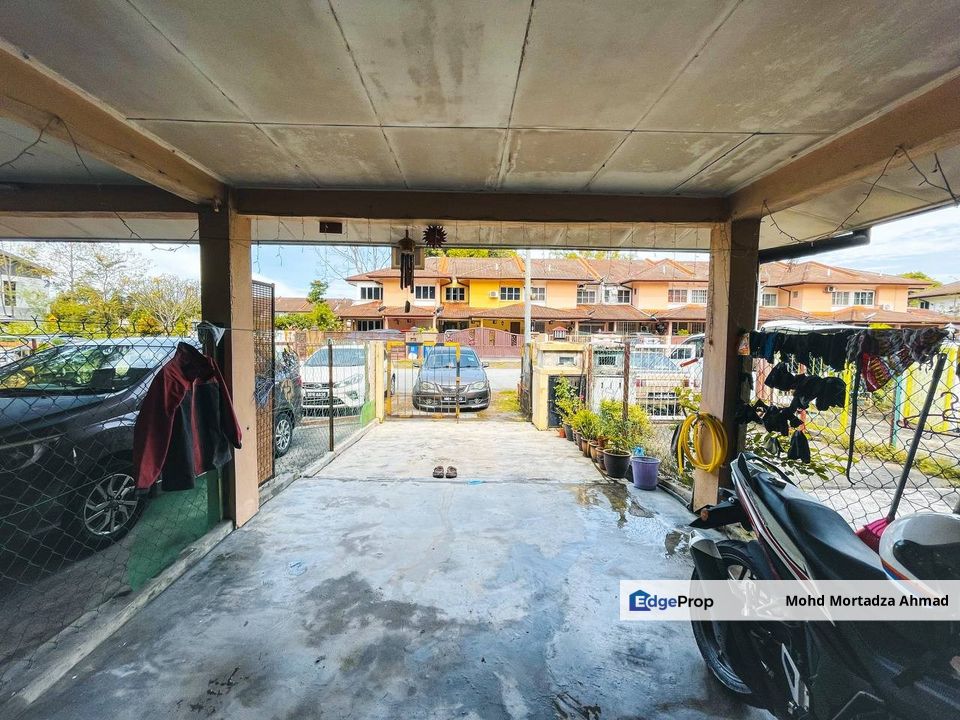 Town House Jalan Sg Rinching Bukit Rimau, Shah Alam [UPPER FLOOR], Selangor, Shah Alam