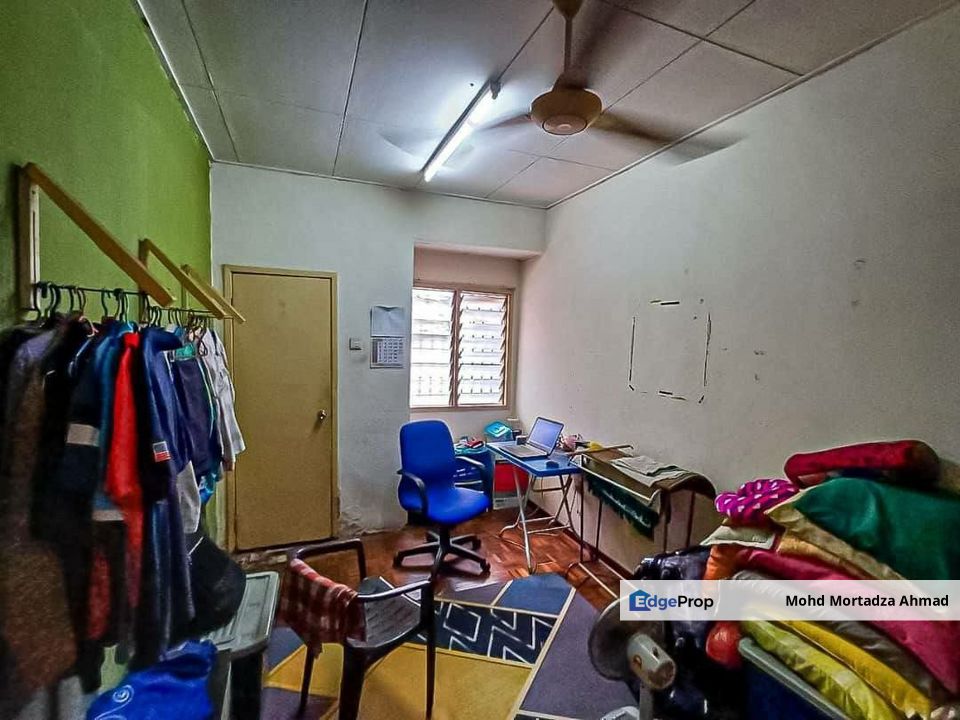 DOUBLE STOREY TERRACE TAMAN SETIA 2, BALAKONG, Selangor, Balakong