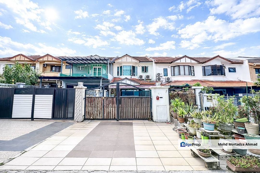 DOUBLE STOREY SUPERLINK TAMAN MUTIARA INDAH  2, PUCHONG, Selangor, Puchong