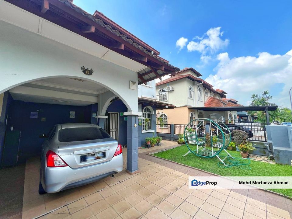 SEMI-D DOUBLE STOREY KEMUNING GREENHILLS, KOTA KEMUNING, Selangor, Shah Alam