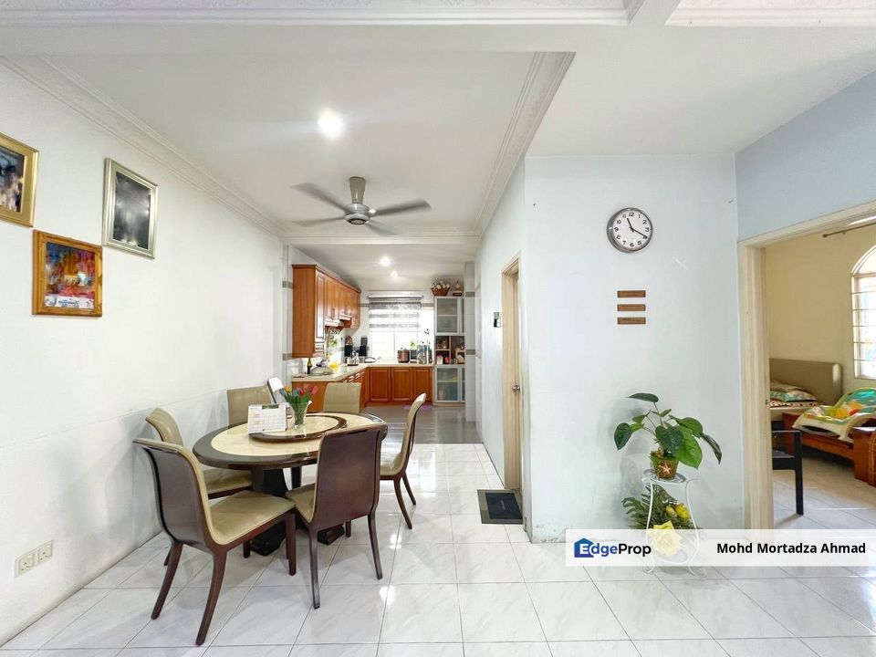 SEMI-D DOUBLE STOREY KEMUNING GREENHILLS, KOTA KEMUNING, Selangor, Shah Alam