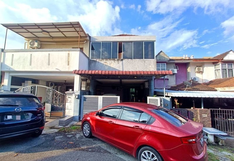 Taman Dahlia, Sepang