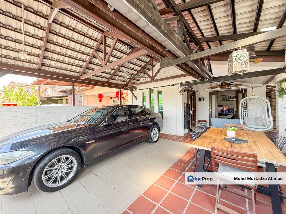 End Lot Double Storey Taman Putra Perdana Puchong 🔥FULLY RENOVATED🔥, Selangor, Puchong