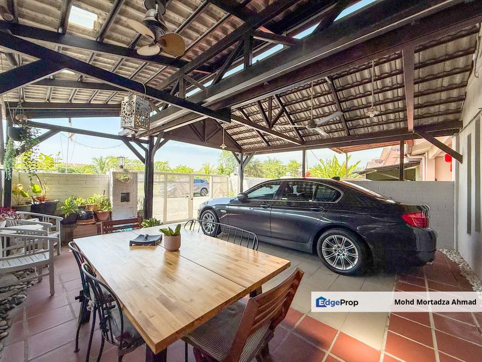 End Lot Double Storey Taman Putra Perdana Puchong 🔥FULLY RENOVATED🔥, Selangor, Puchong