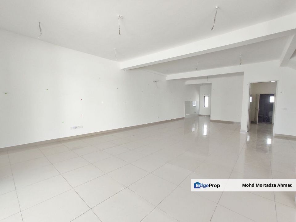 Double Storey Superlink Sejati Lakeside Phase 3, Cyberjaya  🌟 BRAND NEW UNIT, Selangor, Cyberjaya
