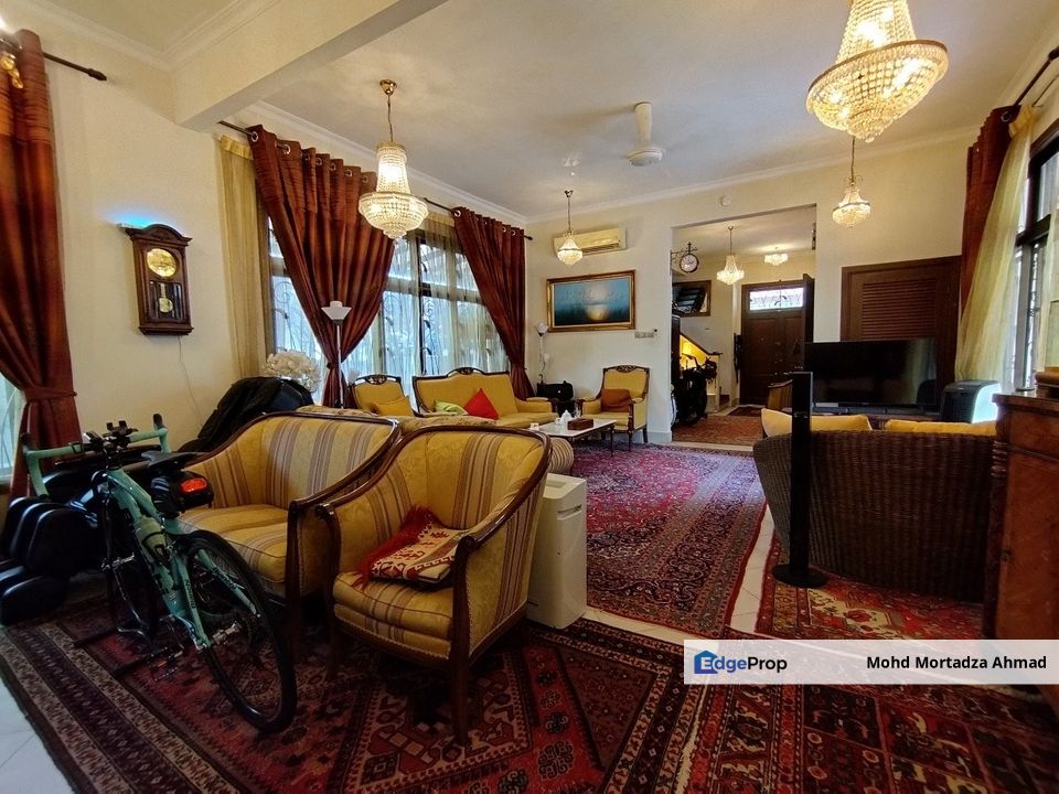 RENOVATED EXTENDED 2 Storey Bungalow Taman Subang Alam, Seksyen 27 Shah Alam, Selangor, Shah Alam