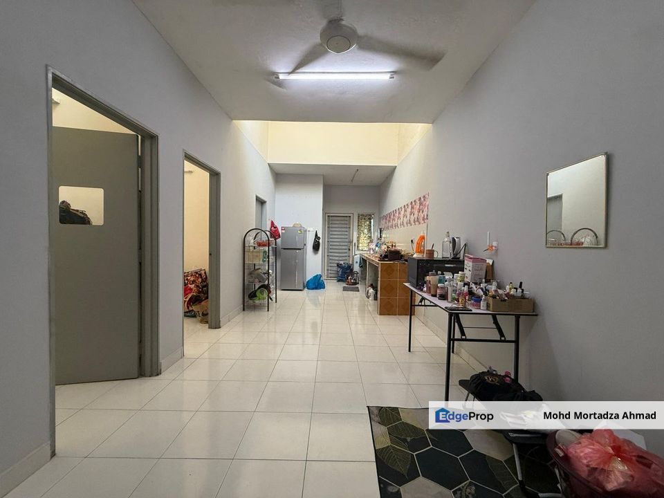 Single Storey Terrace, Taman Warisan Bestari Dengkil, Selangor, Dengkil