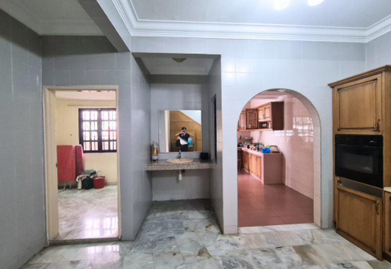 SL 4, Bandar Sungai Long