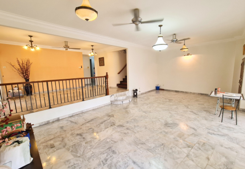 SL 4, Bandar Sungai Long