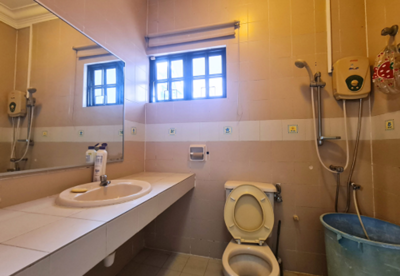 SL 4, Bandar Sungai Long