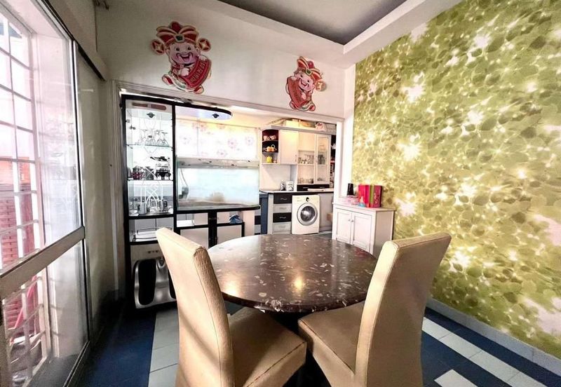 Happy Garden (Taman Gembira)