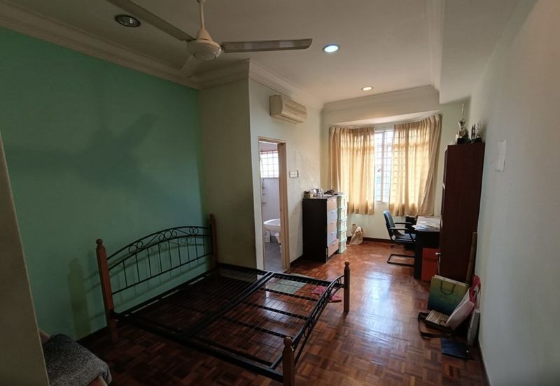 Bandar Tun Hussein Onn