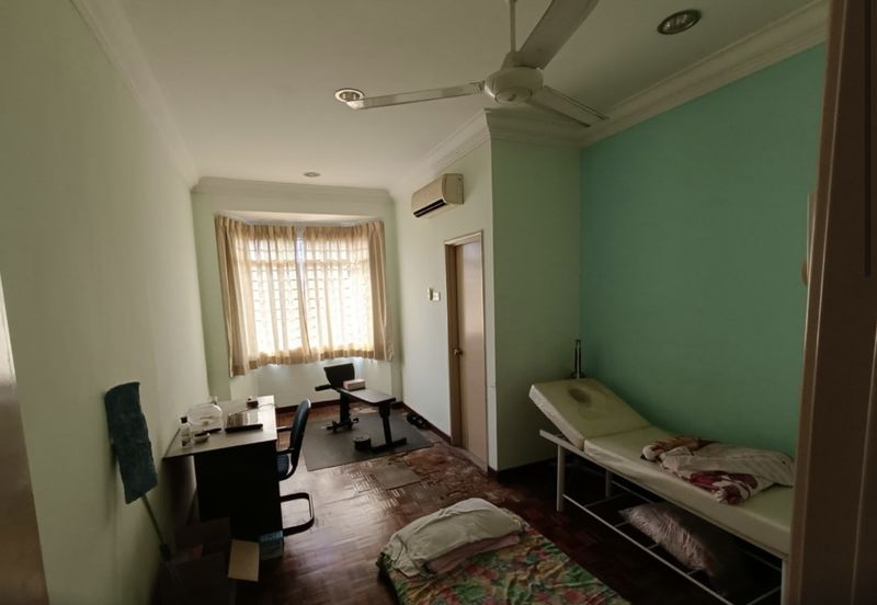 Bandar Tun Hussein Onn