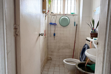 Cheras Perdana Apartment Block D, E