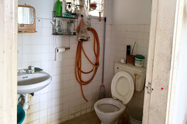 Cheras Perdana Apartment Block D, E