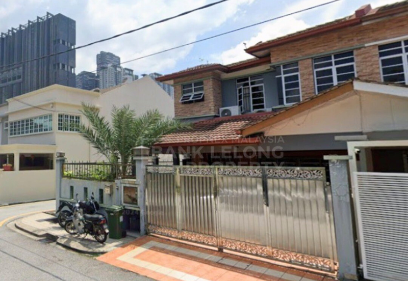 (BANK AUCTION) Storey Terrace House 