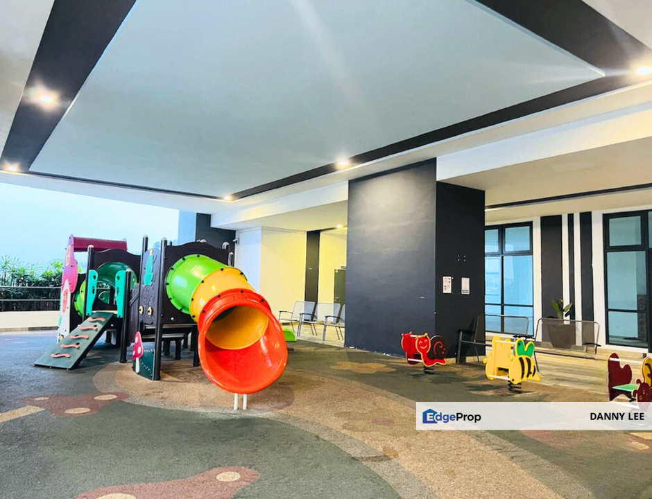 (BANK LELONG) No.A-13-02, Landmark Residence 1 @ Bandar Sungai Long, Selangor, Kajang