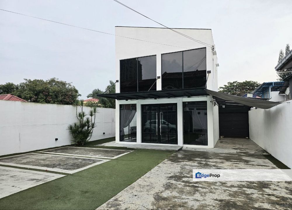 Exclusive Commercial Bungalow for Rent @ Yahya Awal – Prime JB Town Location., Johor, Johor Bahru