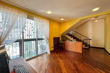 Bukit Mandarina Damai