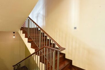 Bukit Mandarina Damai