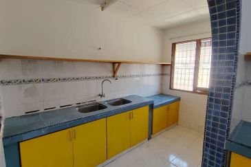 Bandar Tun Hussein Onn